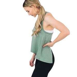 NWT ZYIA Nimbus Split Back Tank